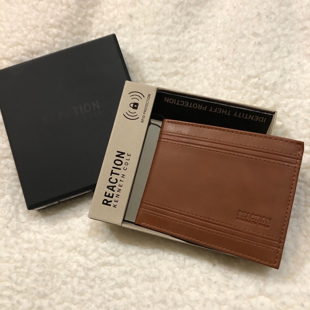 Reaction Kenneth Cole ~ Wallet RFID